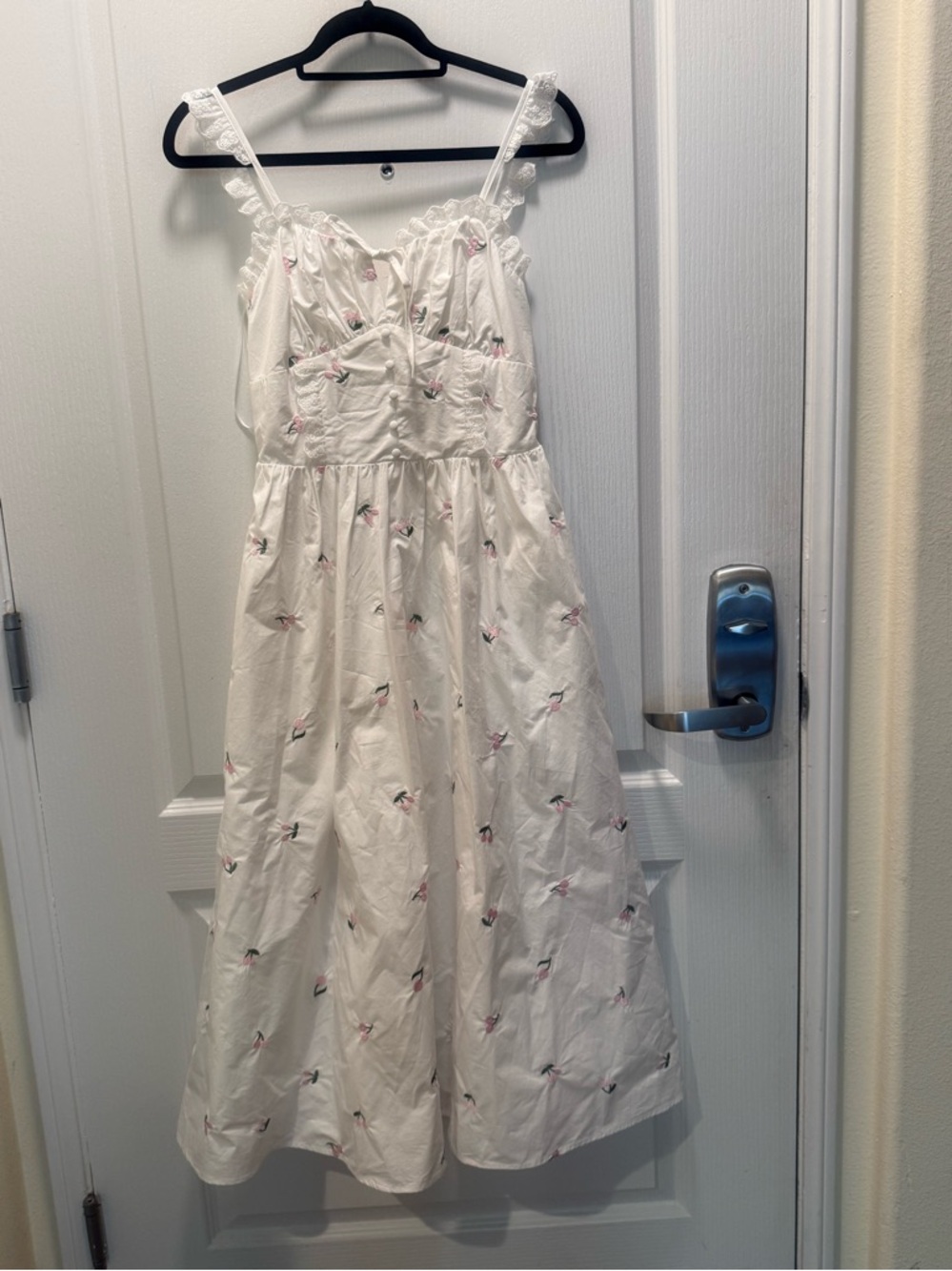 Jacquie The Label Cherie Waisted Midi Dress in White Floral Size S NWT - Picture 5 of 9